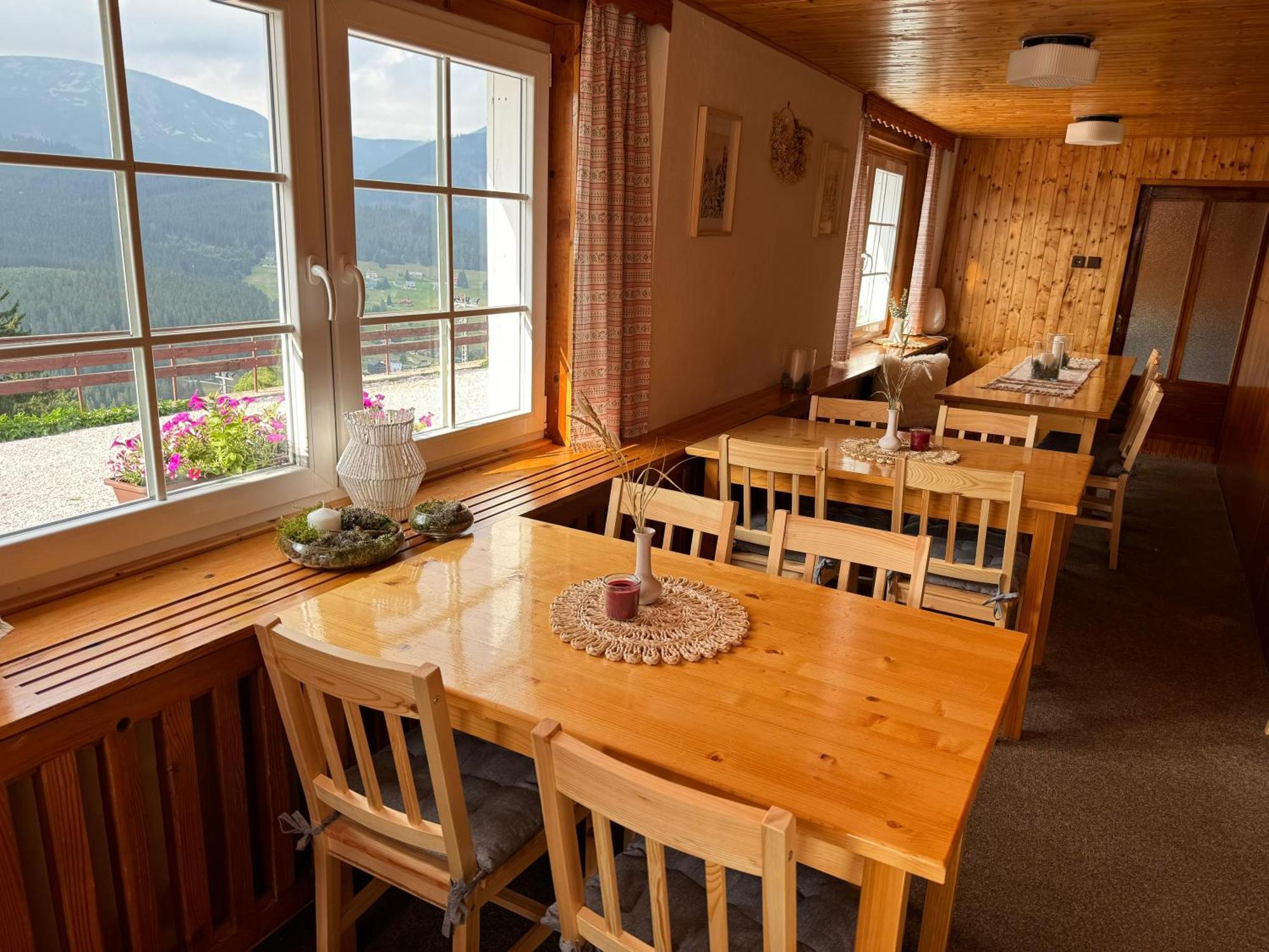 Bila Labut Horsky Hotylek Hotel Pec pod Sněžkou Eksteriør billede