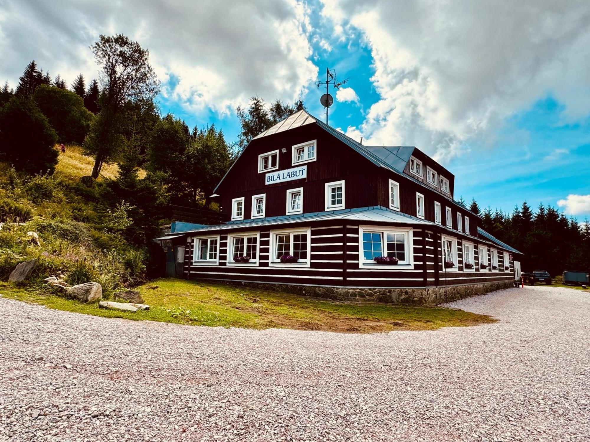 Bila Labut Horsky Hotylek Hotel Pec pod Sněžkou Eksteriør billede