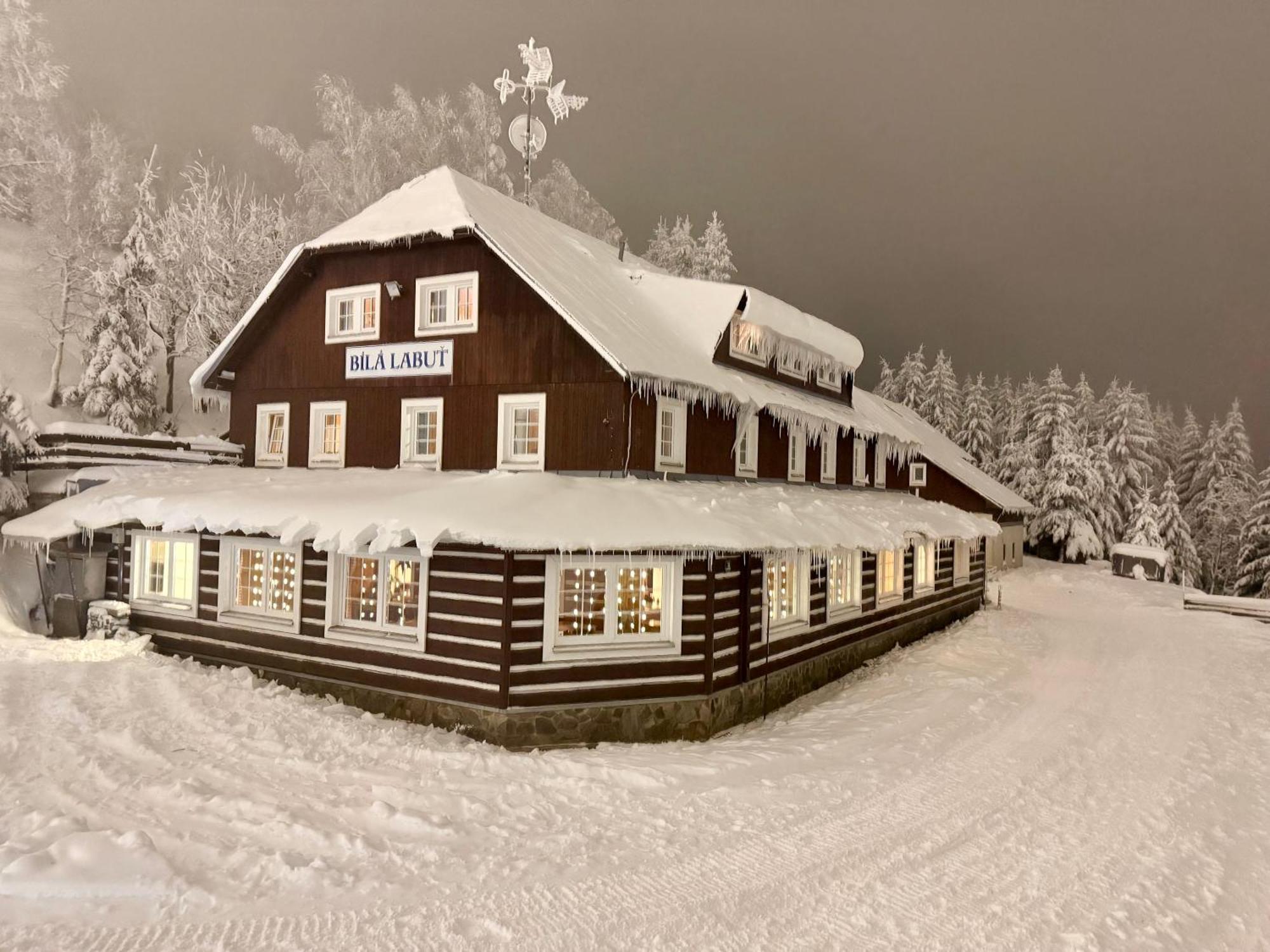 Bila Labut Horsky Hotylek Hotel Pec pod Sněžkou Eksteriør billede